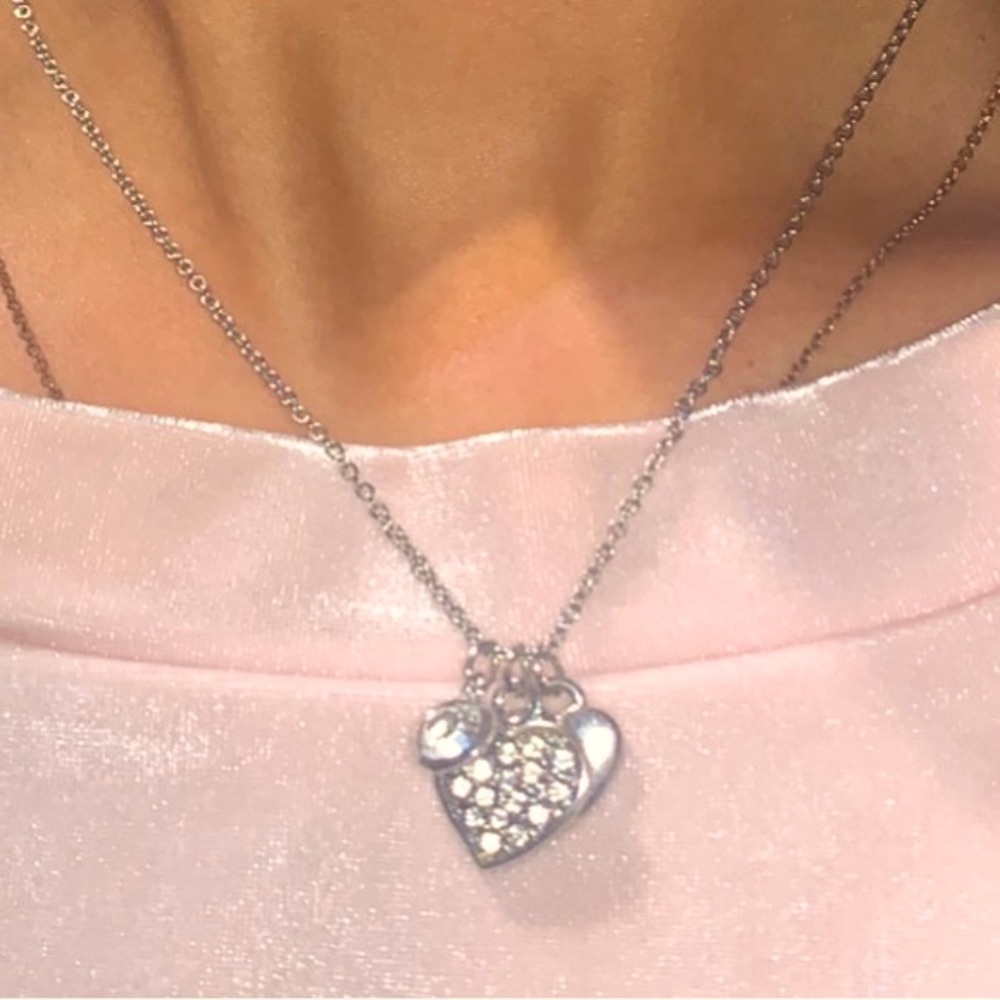 Diamond Studded Heart Necklace - Comes With Case